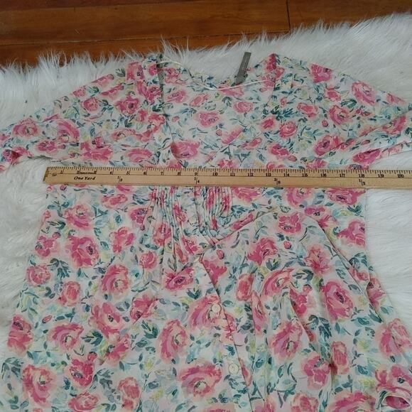 Lauren Conrad LC Sheer Size Medium M Floral Flower Button Up Blouse Top - Picture 4 of 12